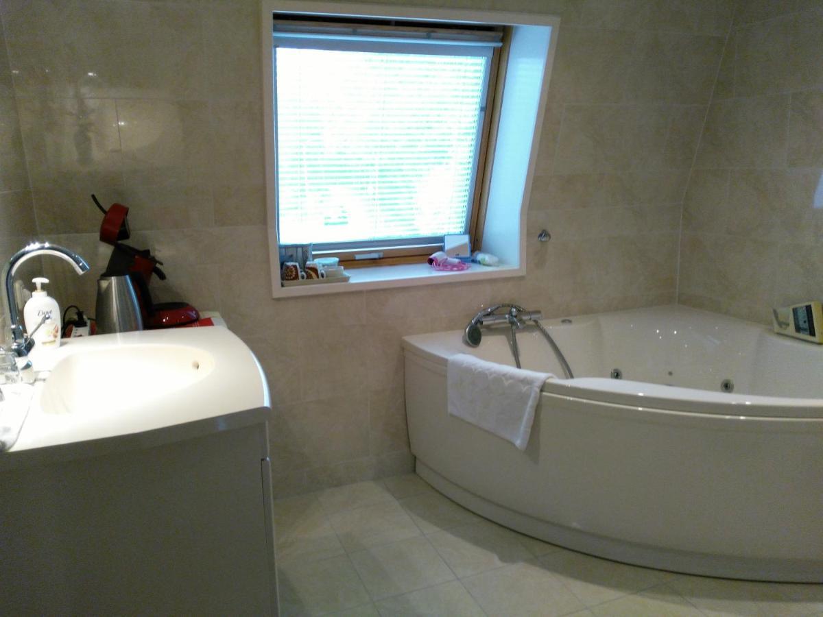 Large Twin Room