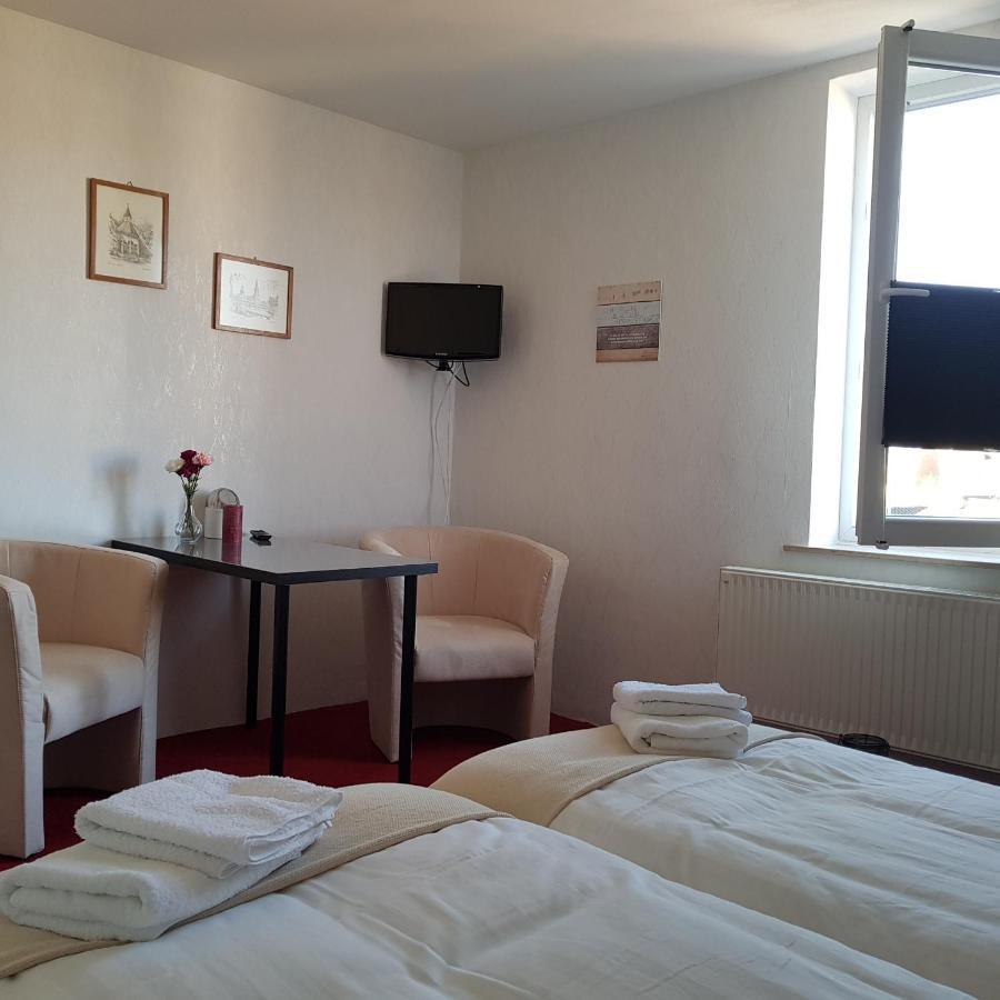 Standard Twin Room,1033487237:JPEG