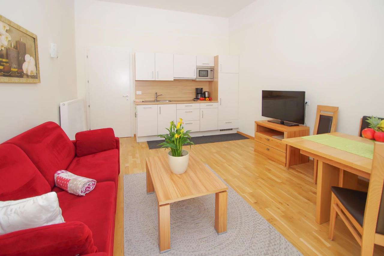 One-Bedroom Apartment Garden View,1053731392:JPEG