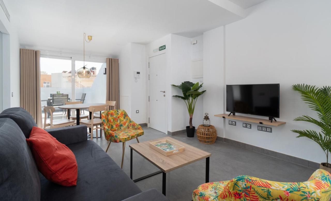 Two-Bedroom Penthouse Apartment Sea View