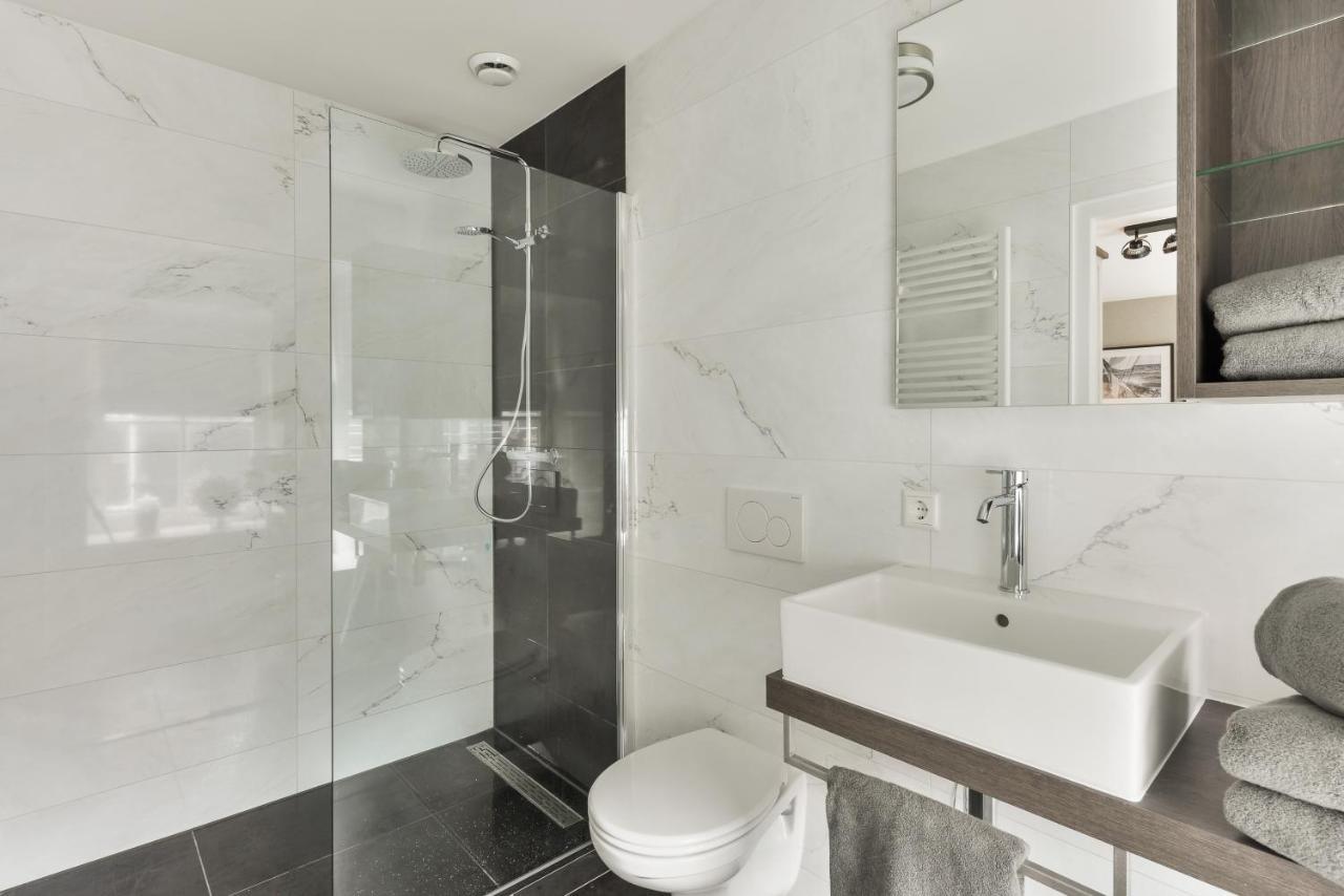 Double Room with Private Bathroom,1033883318:JPEG