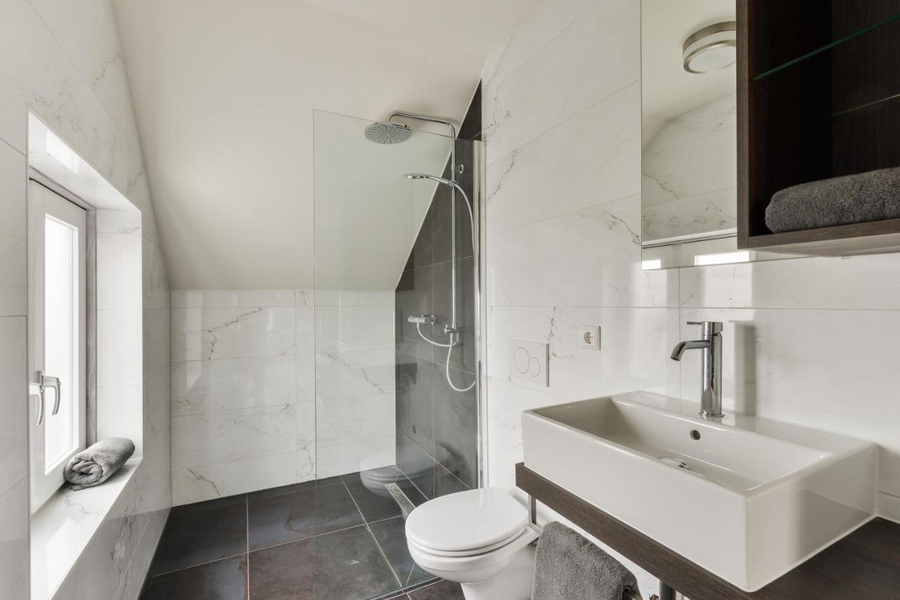 Double Room Private Bathroom