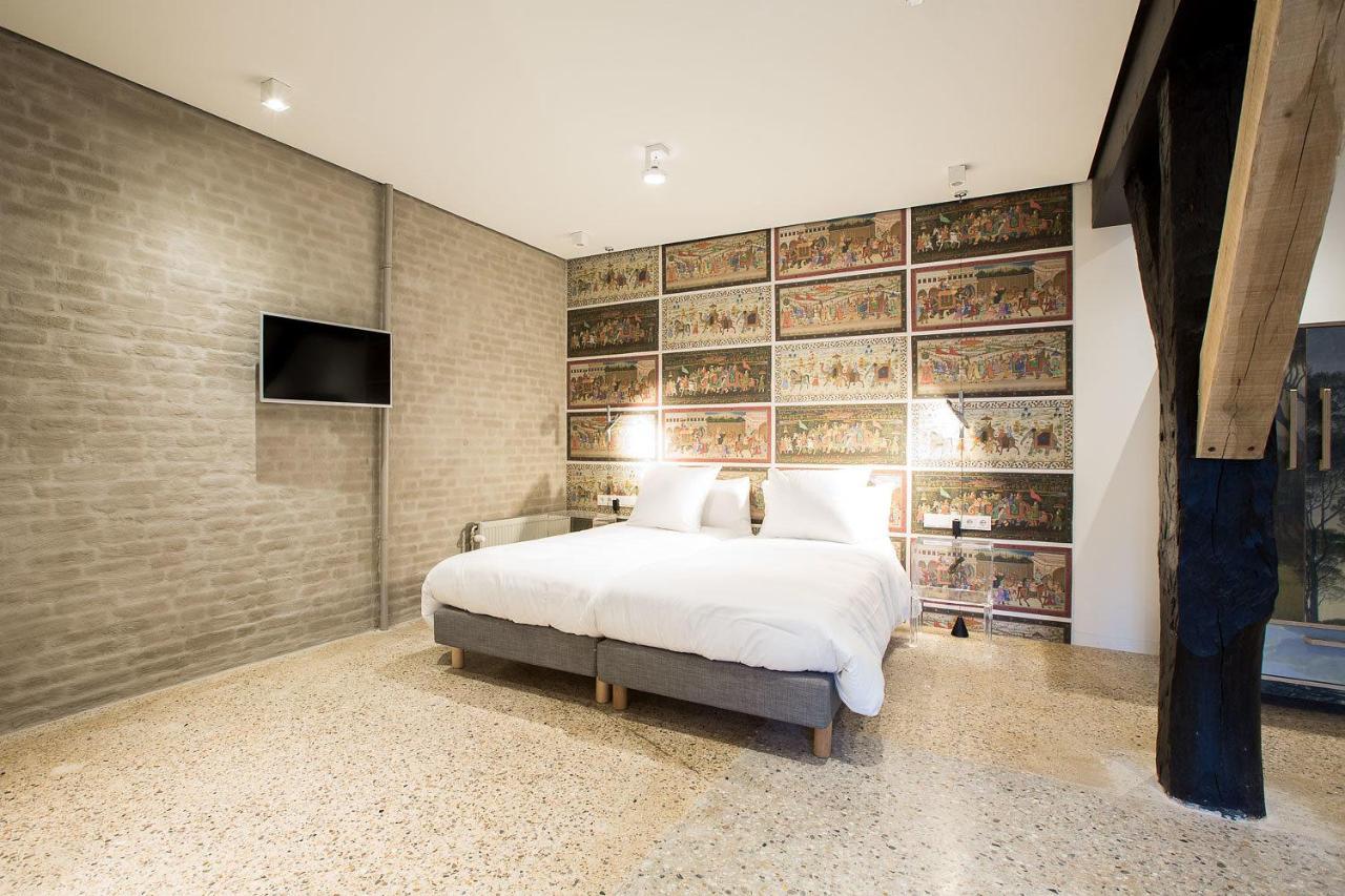 Large Twin Room