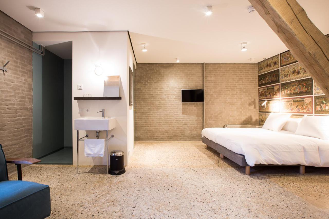 Large Twin Room