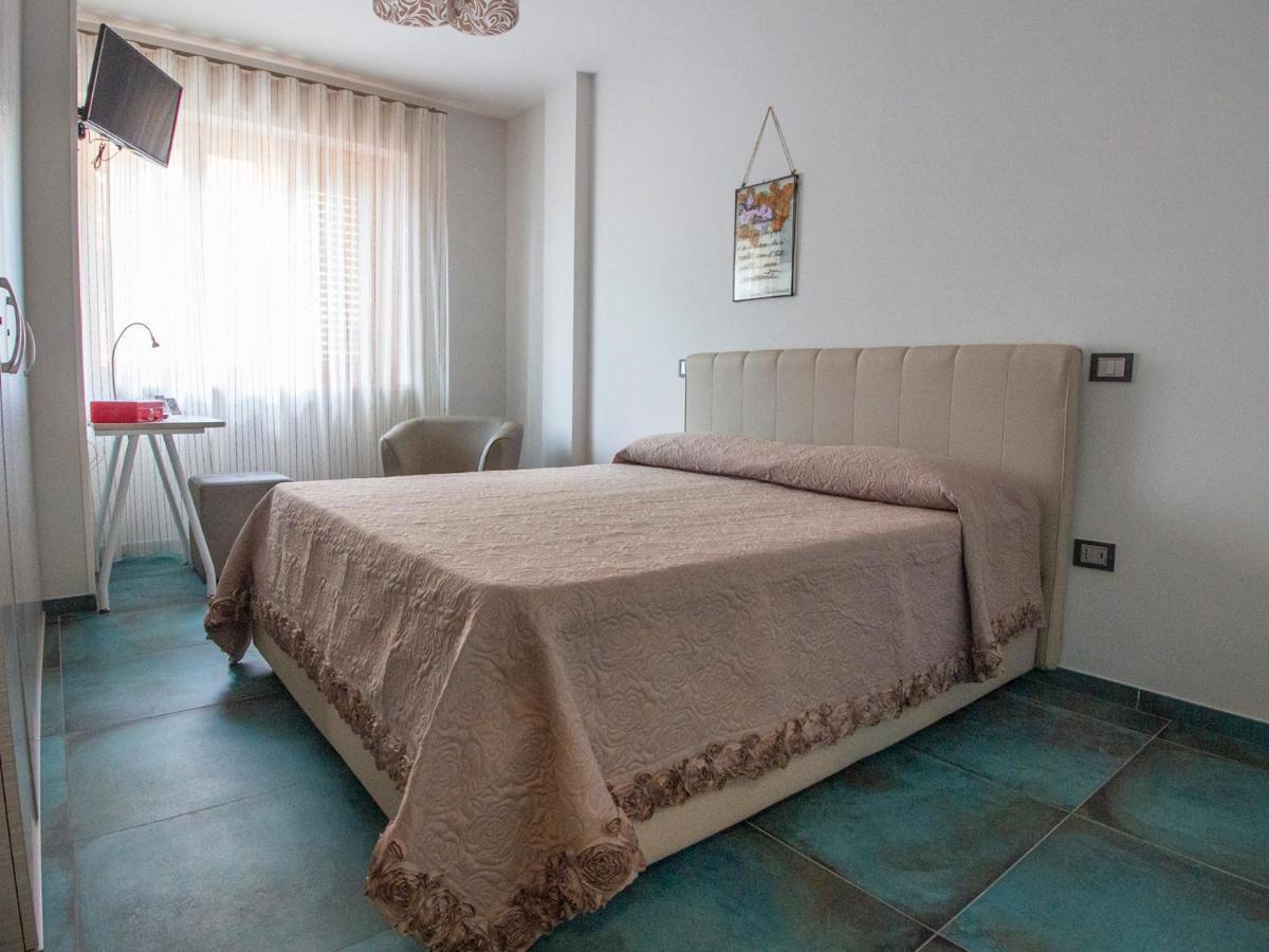 Double Room,1034681849:JPEG