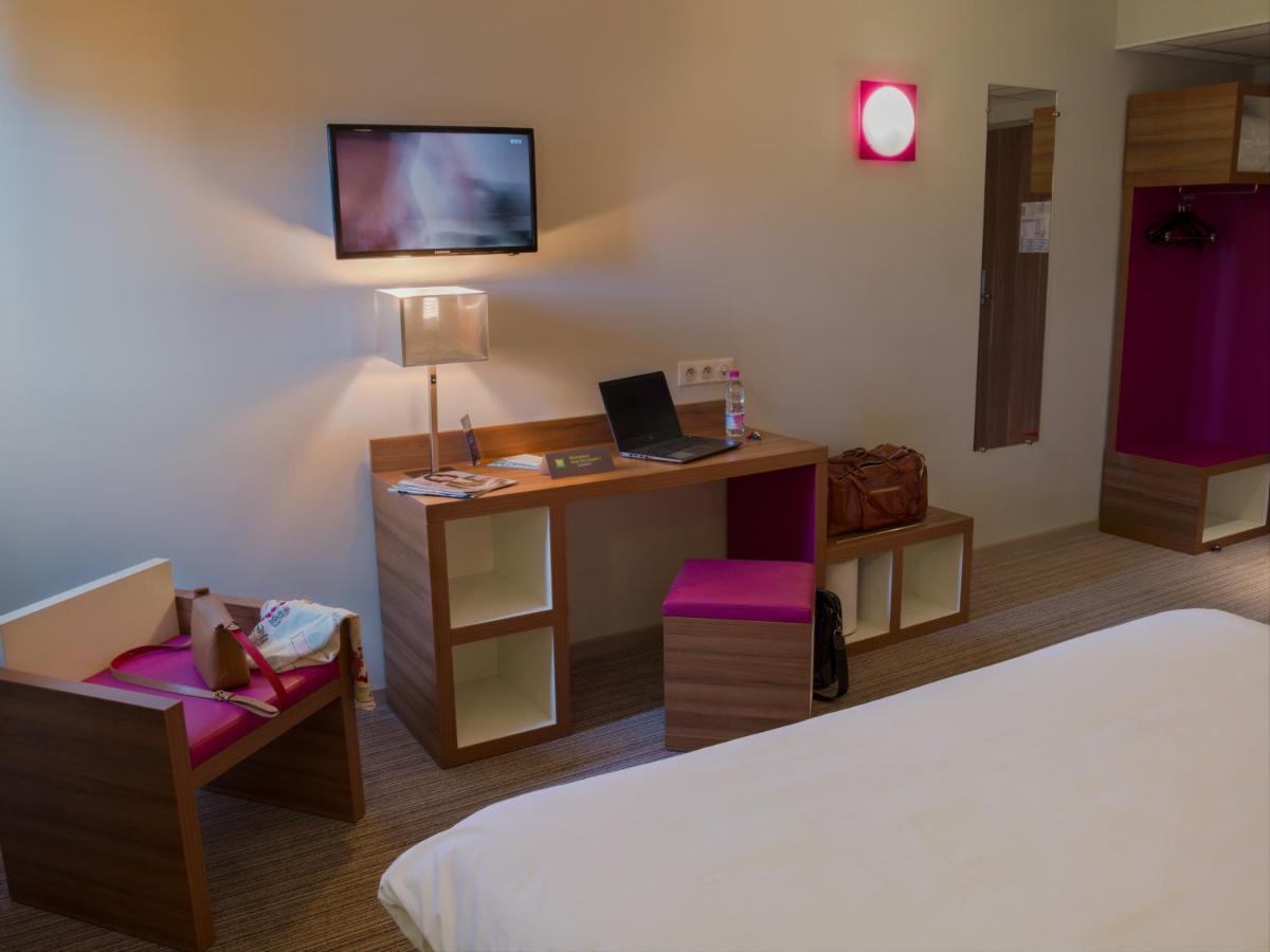 Standard Double Room,1035330447:JPEG