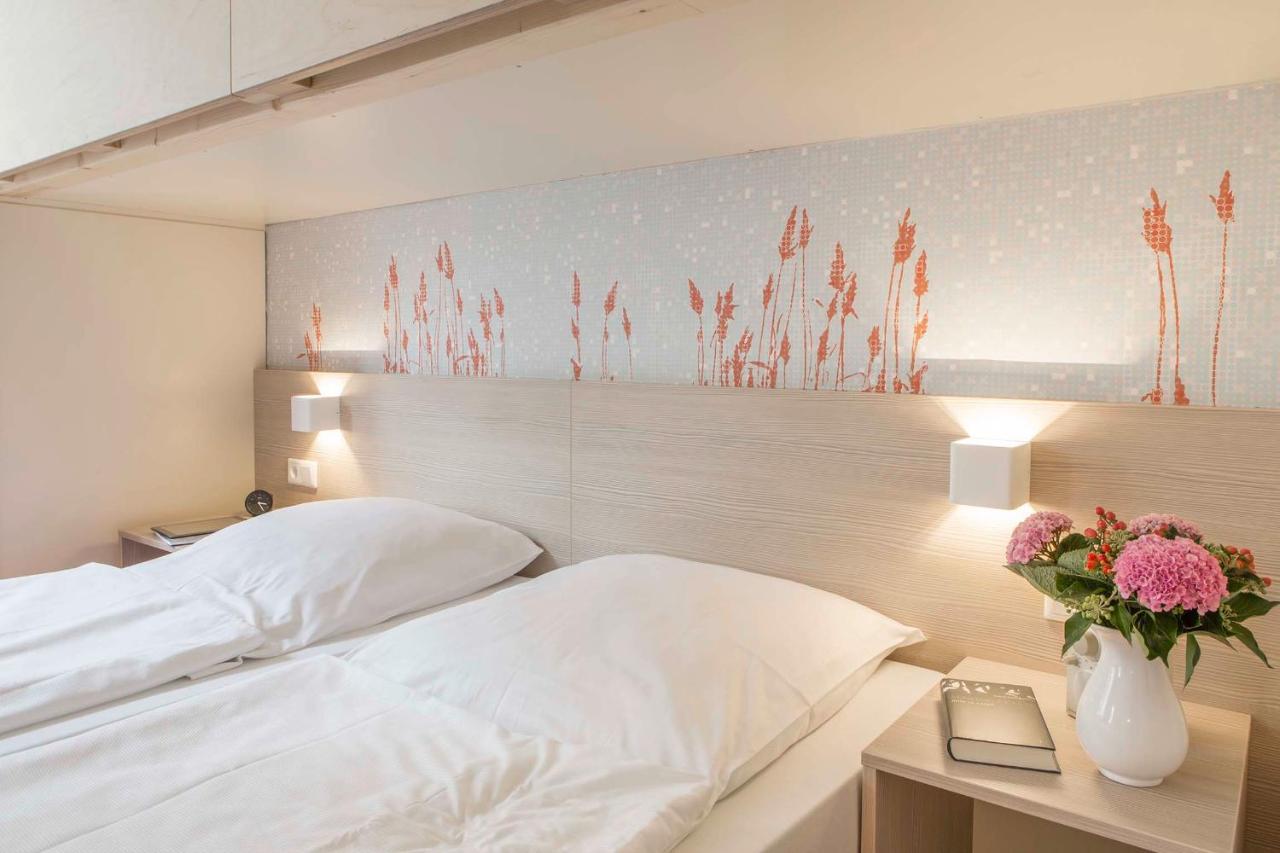 Quadruple Room,1035902299:JPEG