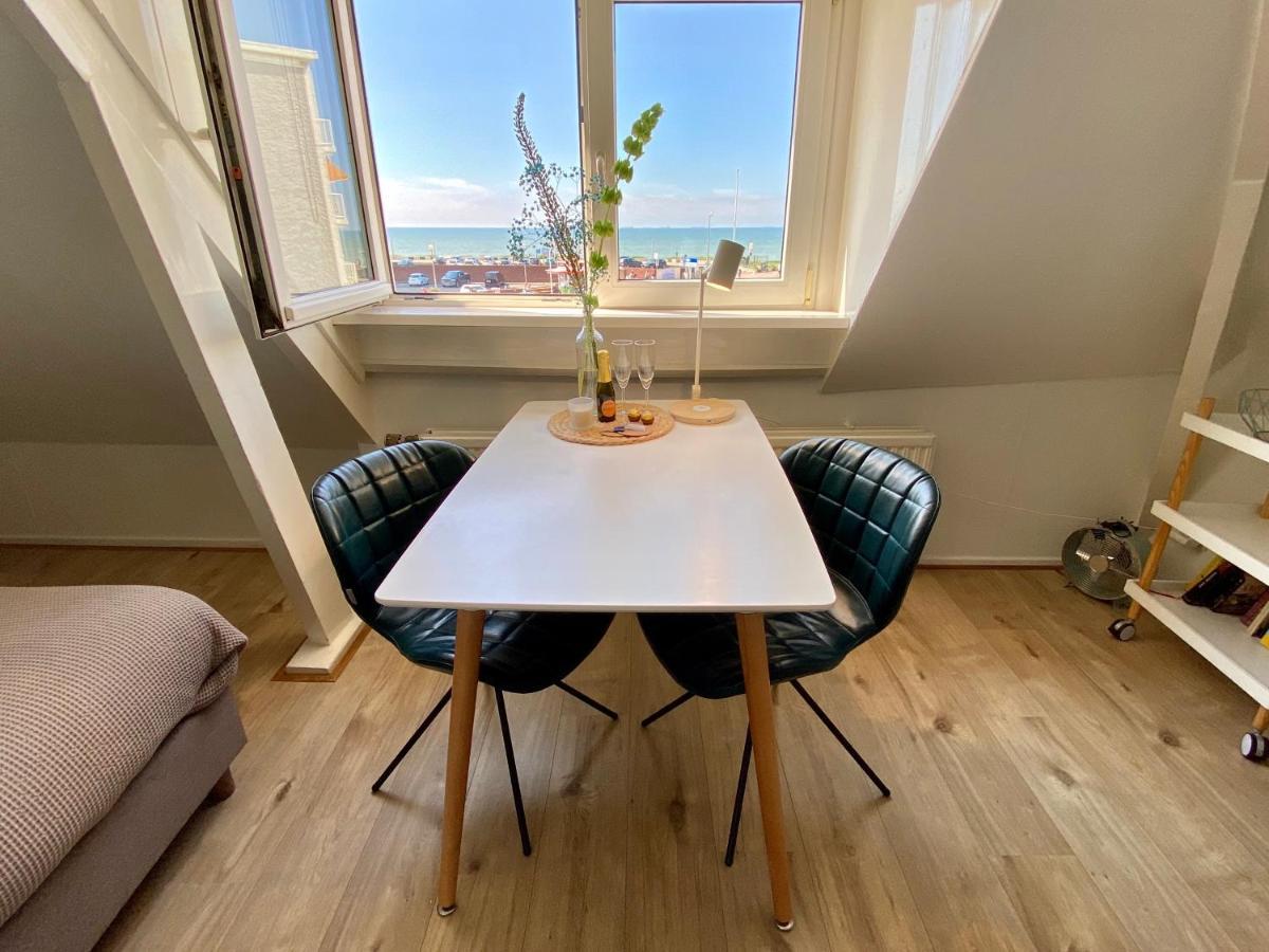 Standard Twin Room Sea View