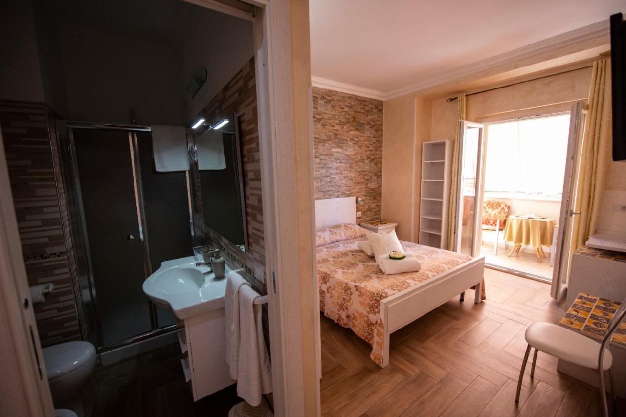 Superior Double Room Balcony Sea View