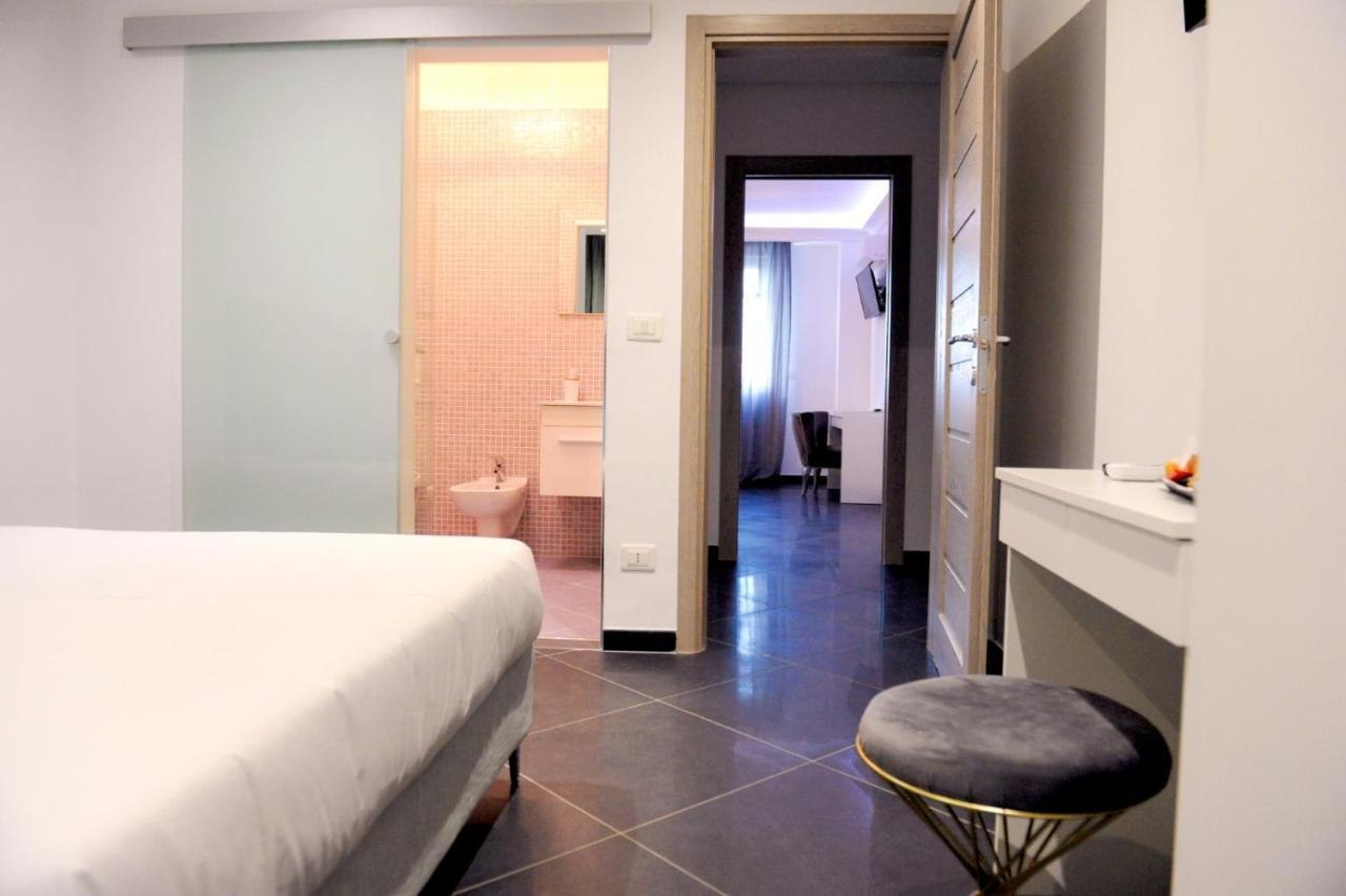 Double Room,1036279882:JPEG