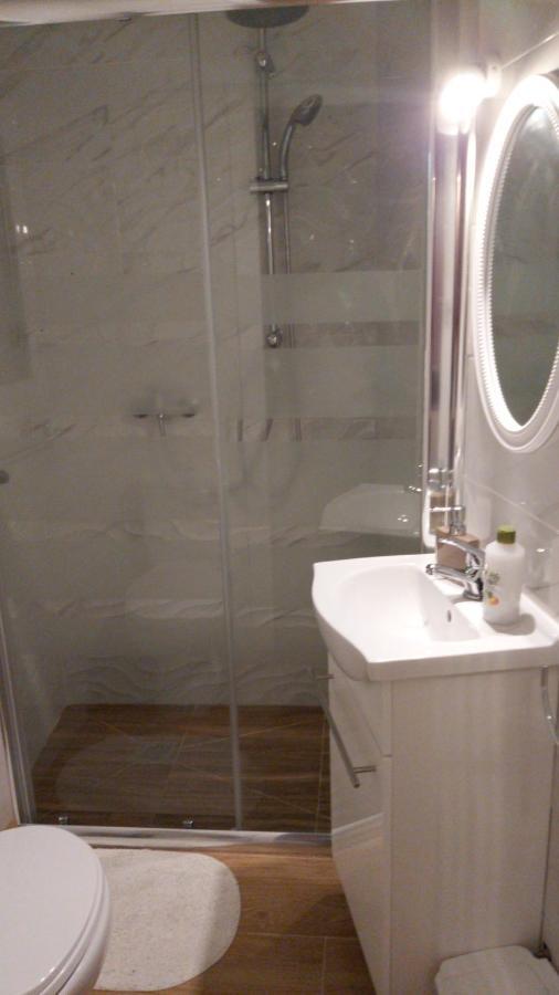 Twin Room,1036922908:JPEG