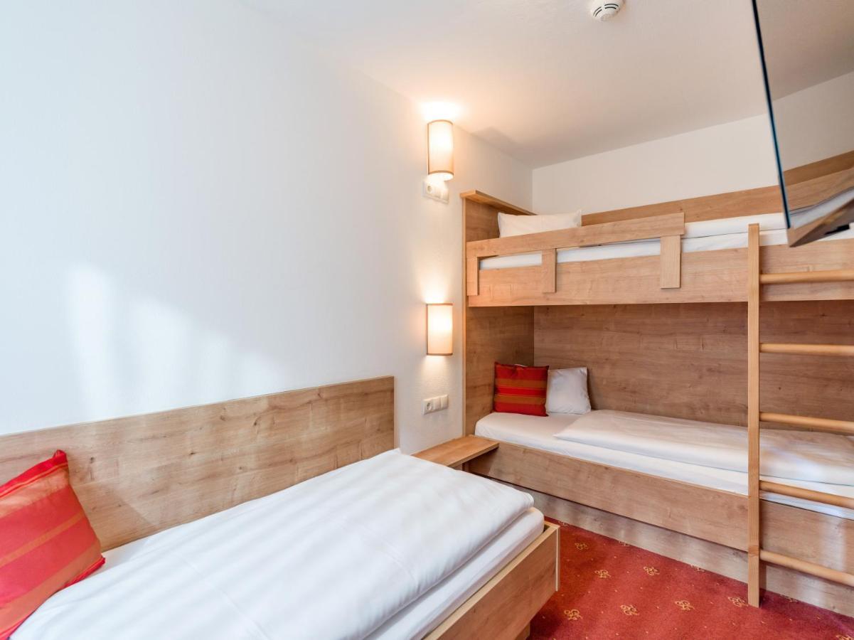 Two-Bedroom Suite,815416898:JPEG