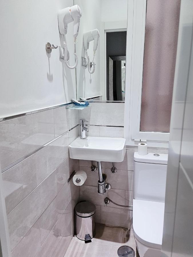 Interior Single Room