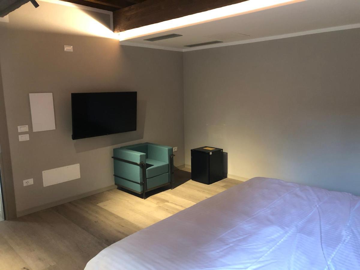 Double Room,1037339845:JPEG
