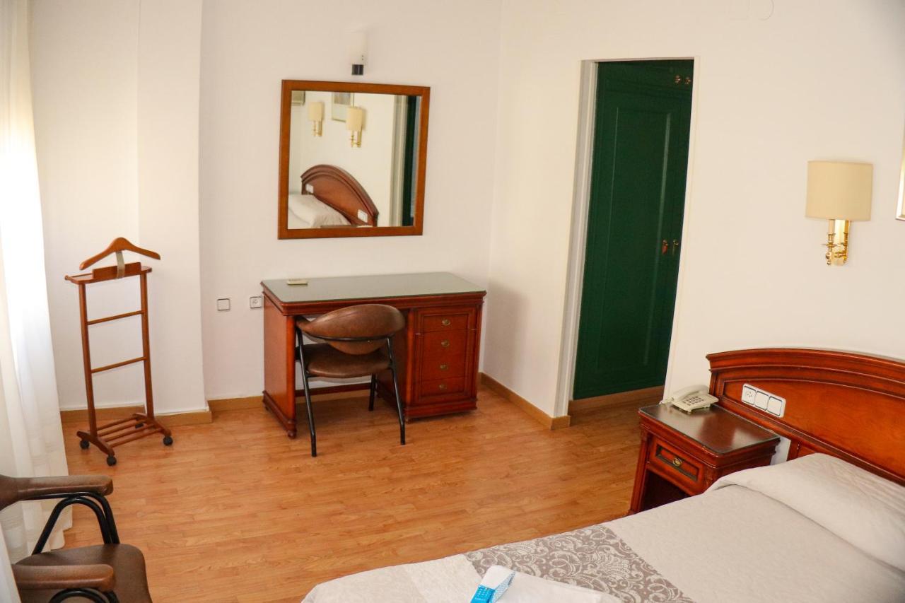 Double or Twin Room,1634411679:JPEG