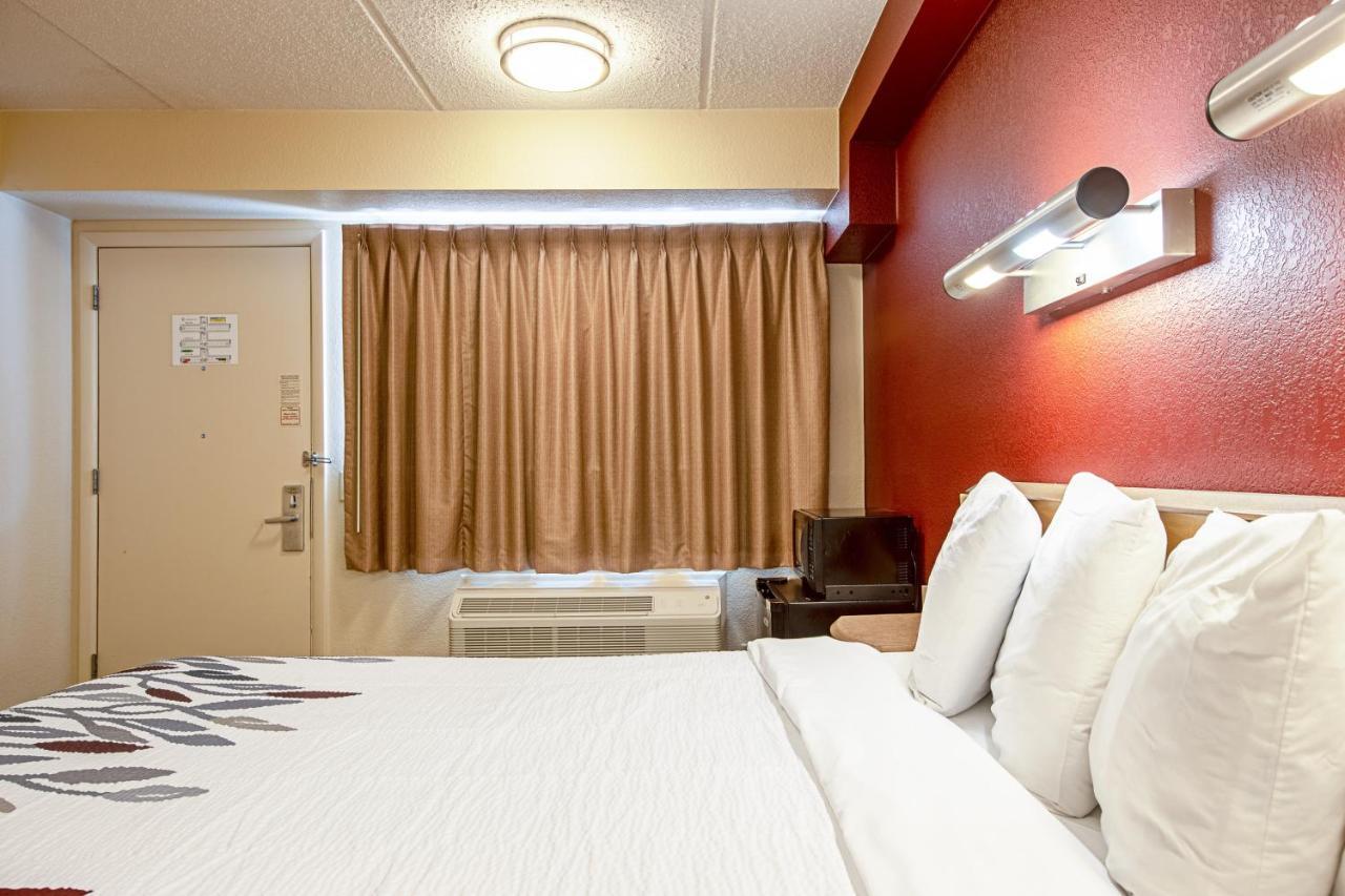 Superior King Room Disability Access Smoke