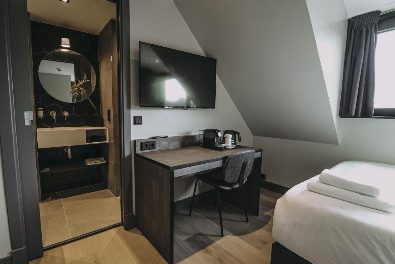 Budget Double Room,1037708074:JPEG