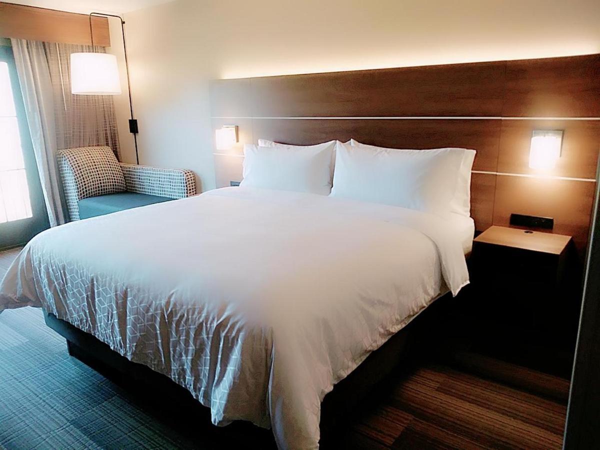 Standard King Room,992558848:JPEG