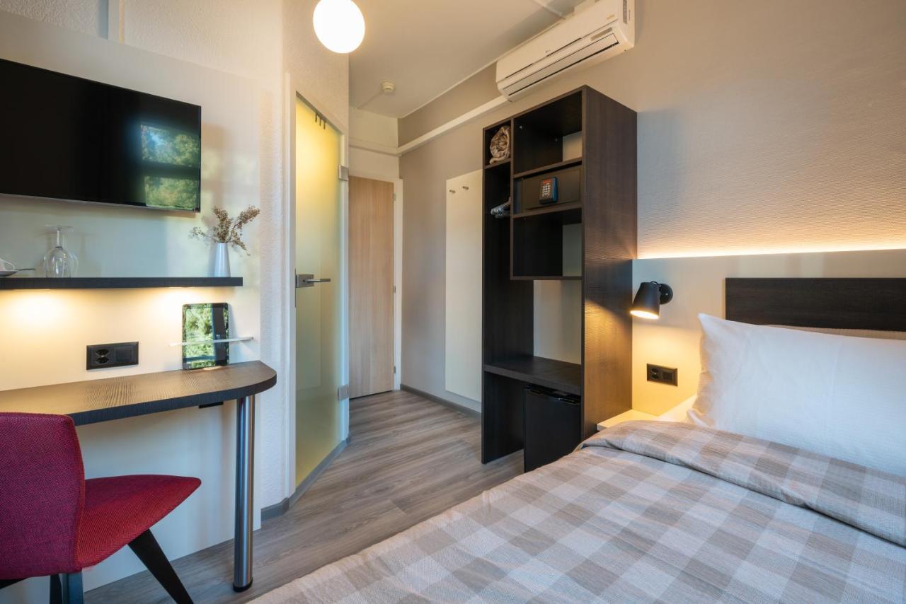 Single Room Air Conditioning,1038092767:JPEG