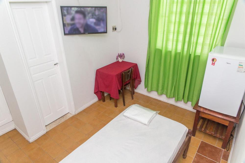 Deluxe Single Room,1038142102:JPEG