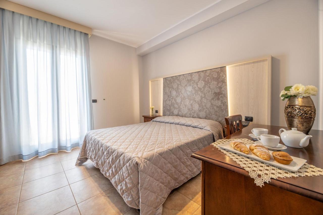 Double Room Partial Sea View