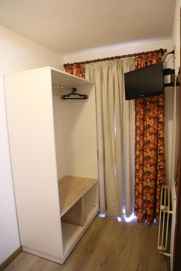 Budget Double Room,1038963055:JPEG