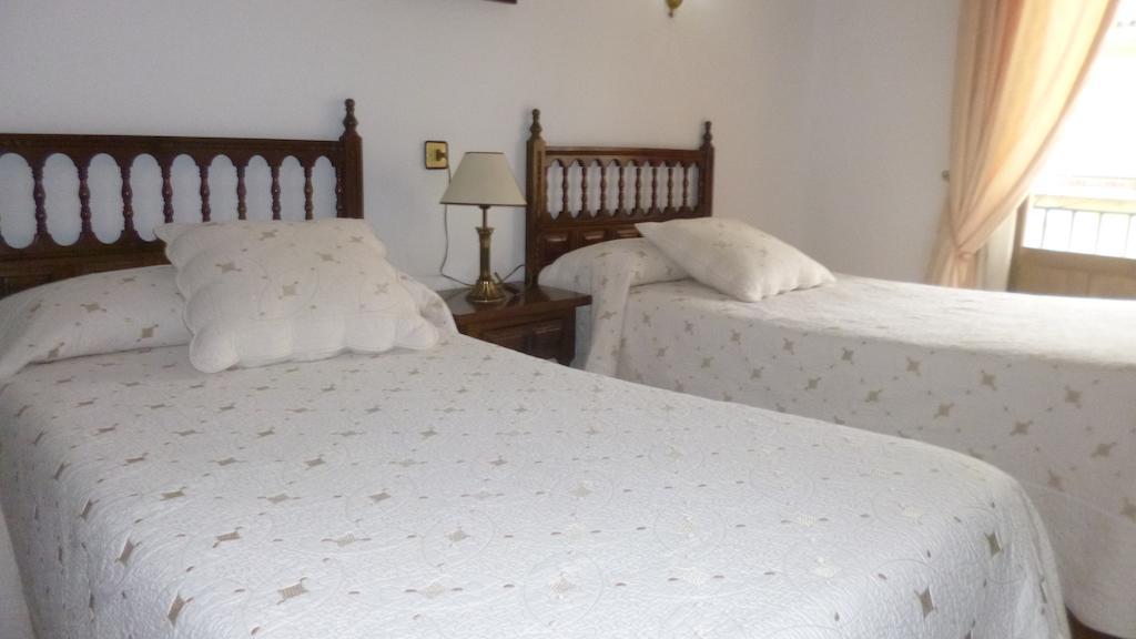 Triple Room,103992548:JPEG
