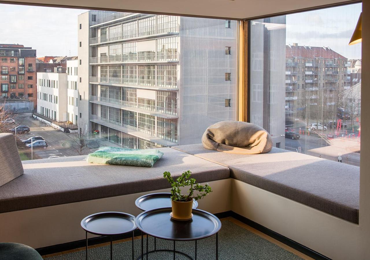 Tower Deluxe Suite 50m2 Middle Floor