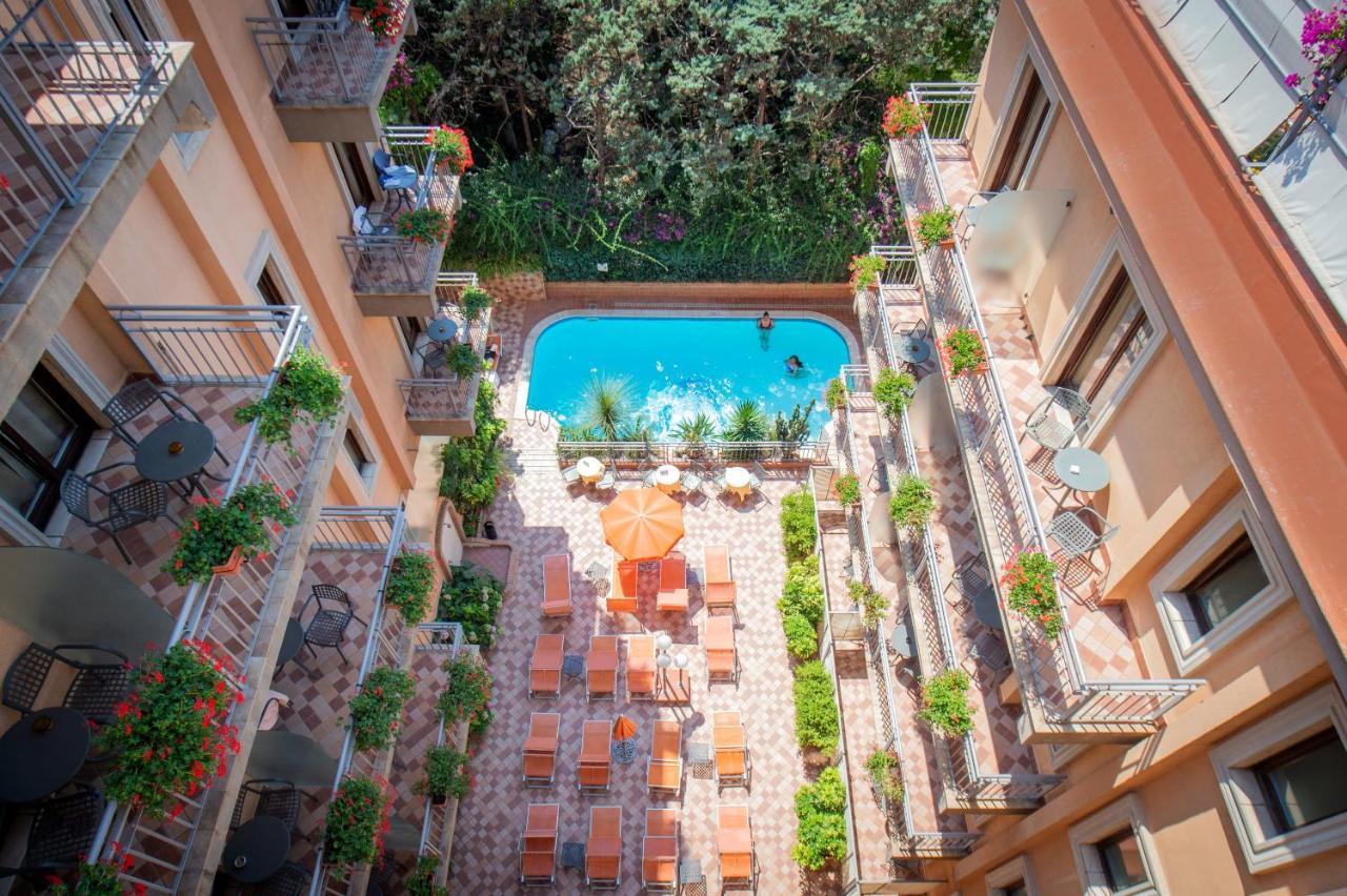 Double or Twin Room Pool View