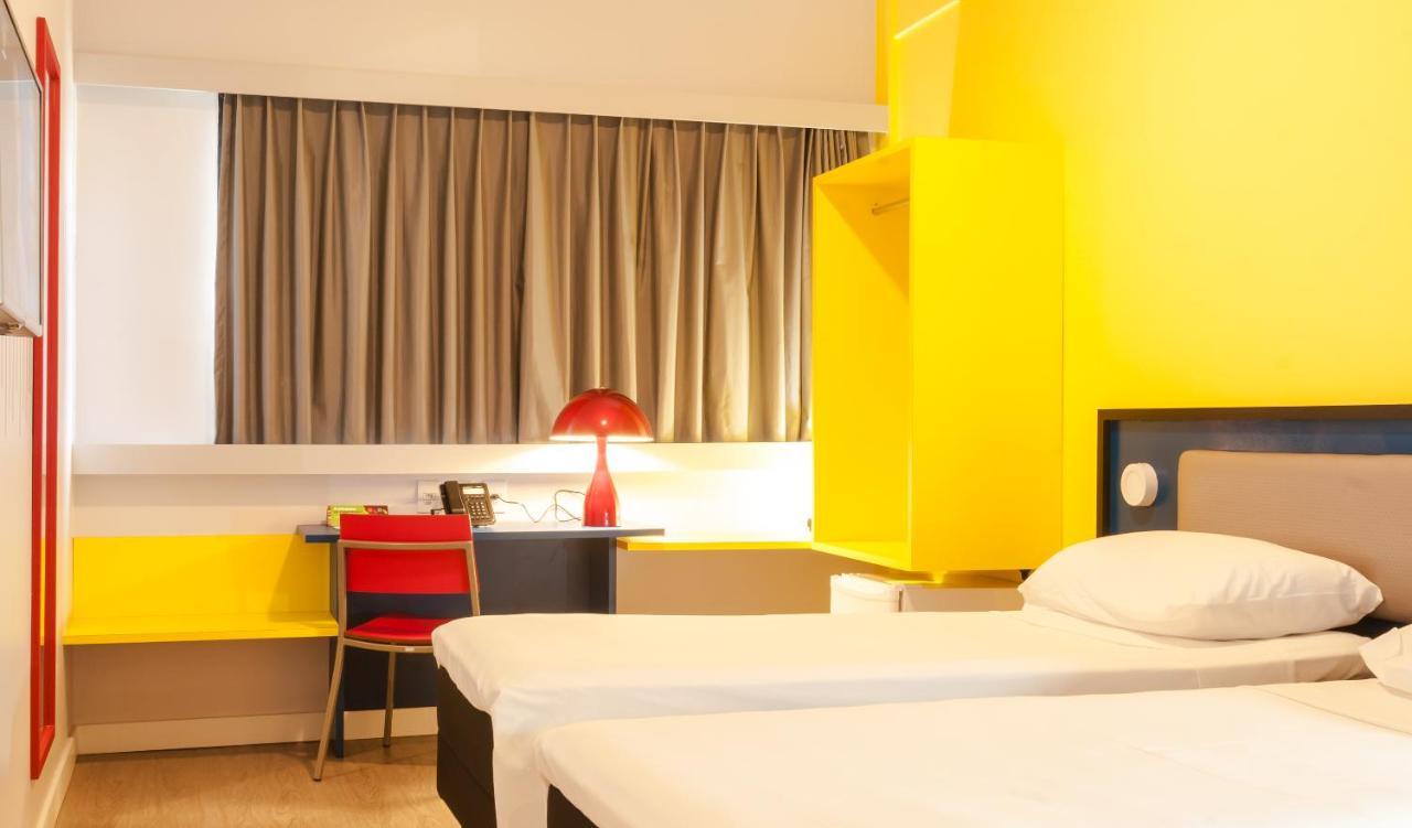 Apartment Two Single Beds
