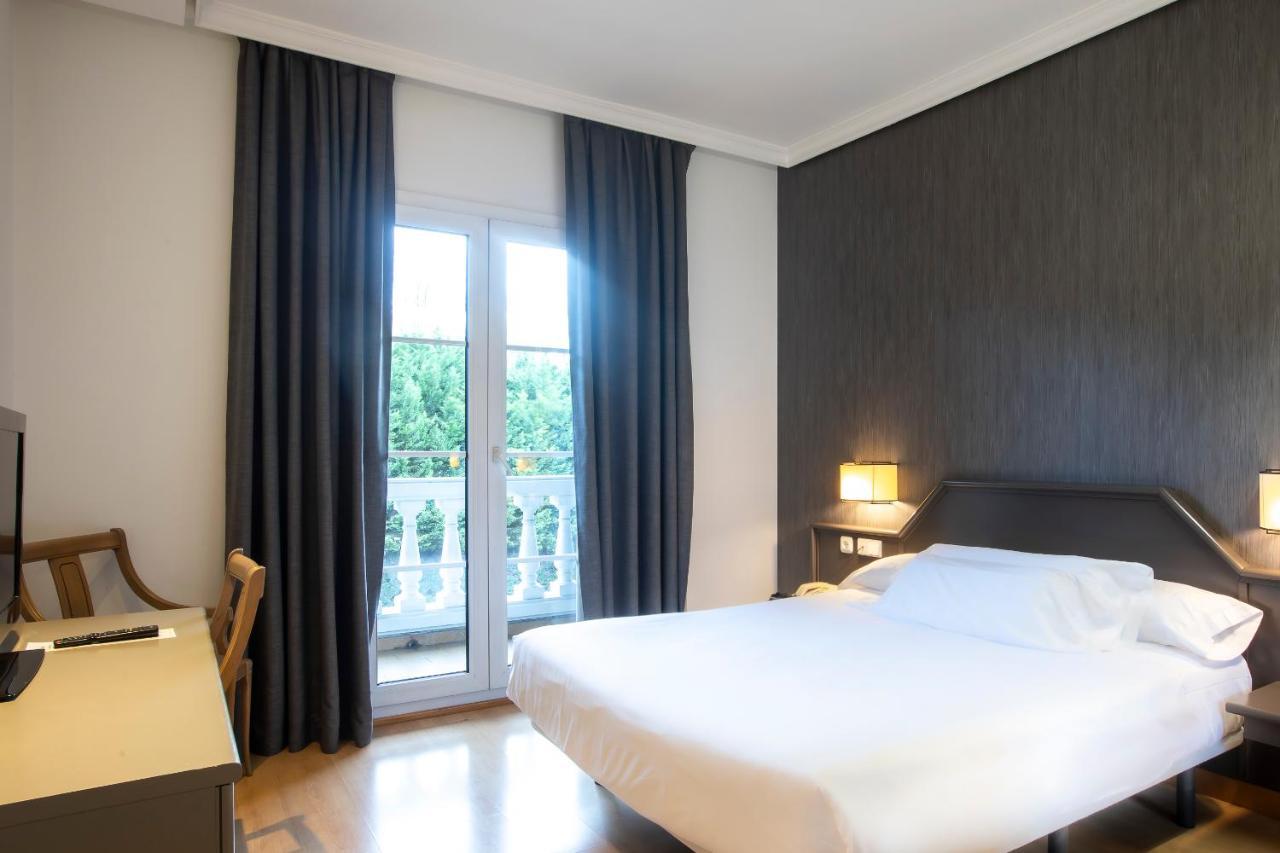 Double Room with Balcony,1207934374:JPEG