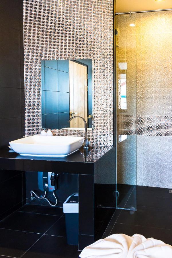 King Room Spa Bath