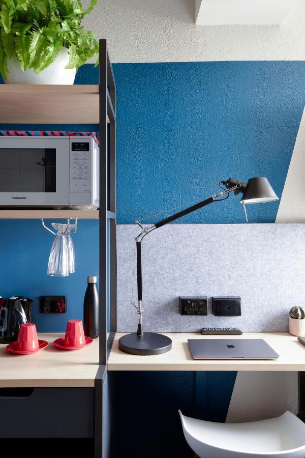 Single Studio
