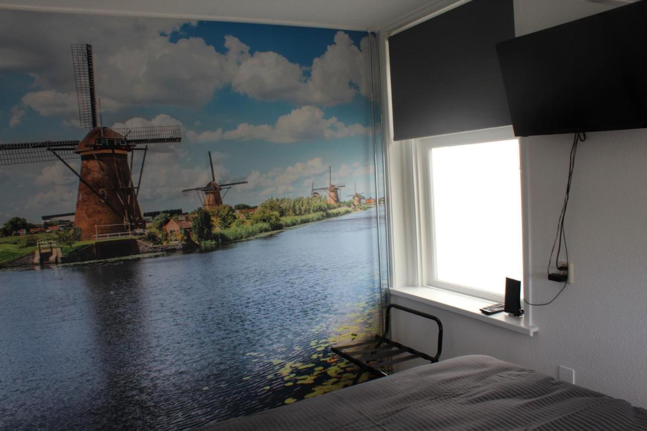 Double Room Private Bathroom