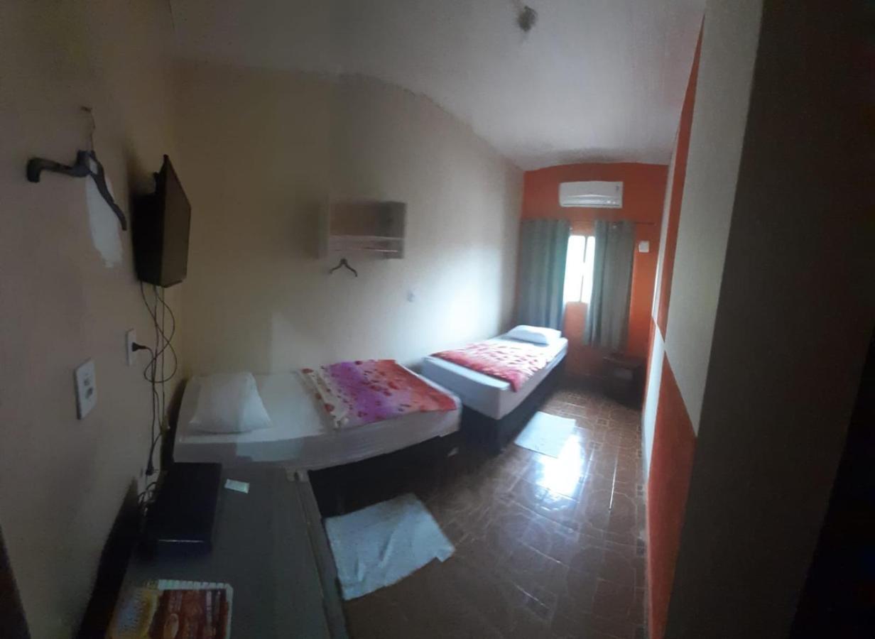 Deluxe Double Room Shower