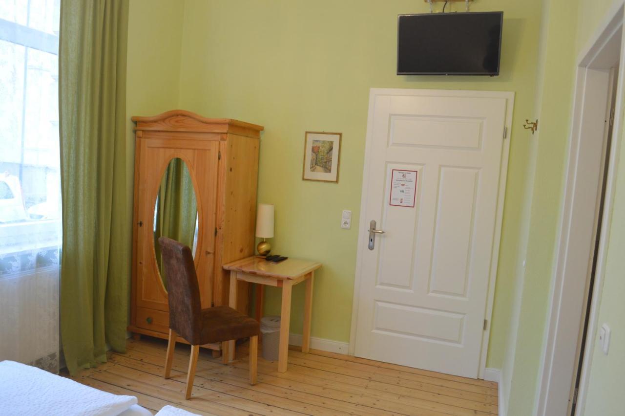 Double Room Private Bathroom