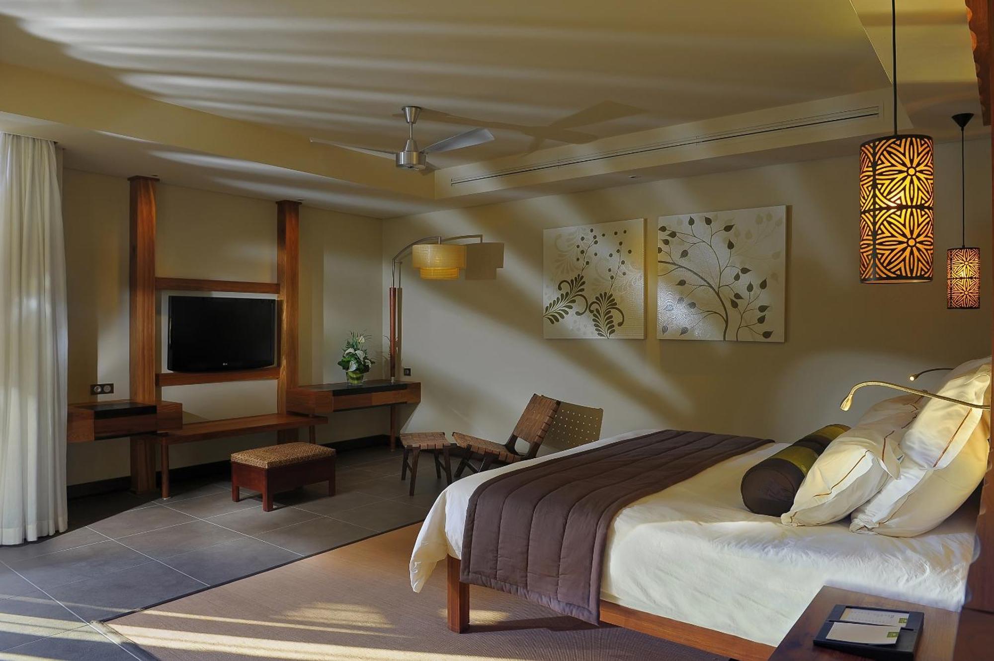 Beachfront Suite Pool,1283832043:JPEG
