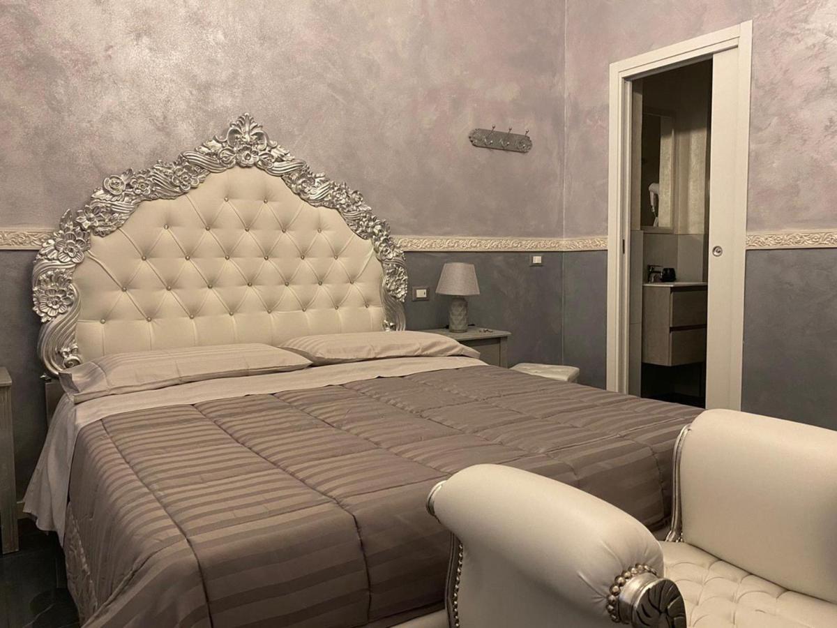 Superior Queen Room Apartment Madame Butterfly