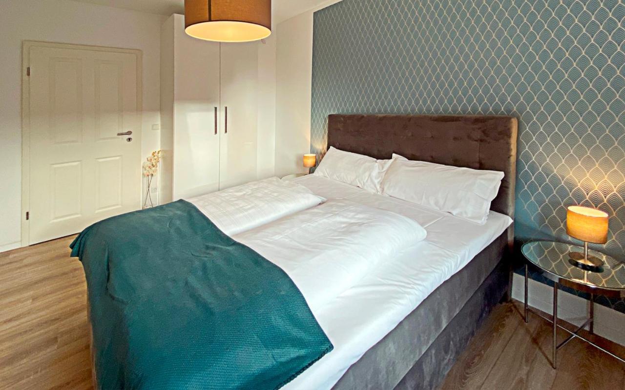 Deluxe Two-Bedroom Apartment