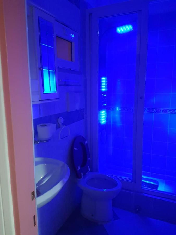 Triple Room Private Bathroom,1042884655:JPEG