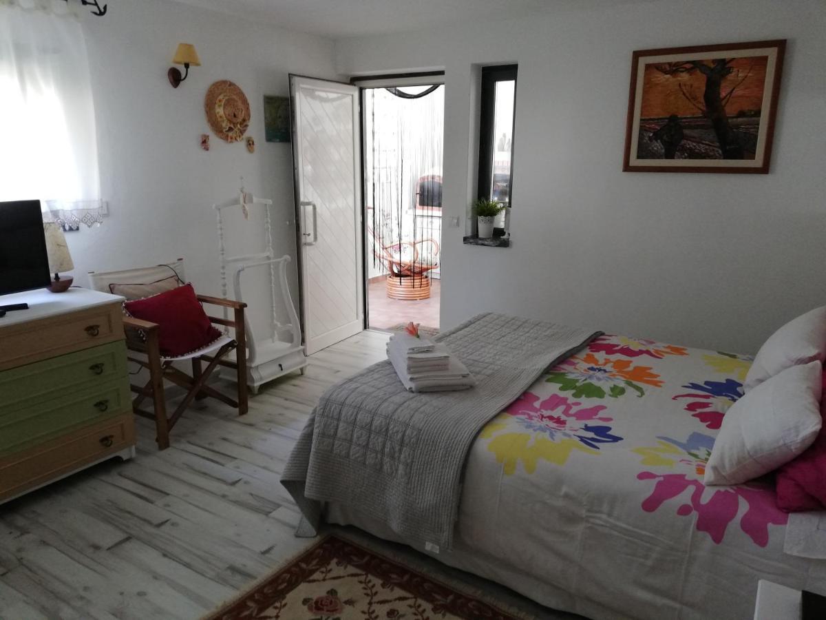 Family Studio,1035967330:JPEG