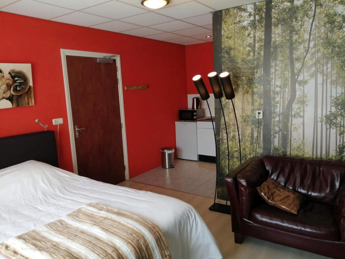 Double Room Private Bathroom