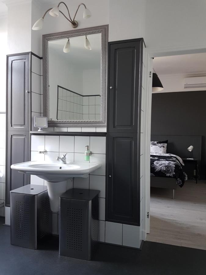 Deluxe Double Room Bath