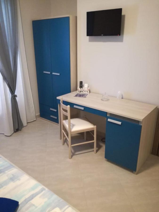 Triple Room Private Bathroom