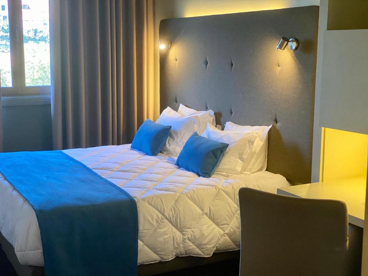 Deluxe Double or Twin Room,1057438660:JPEG