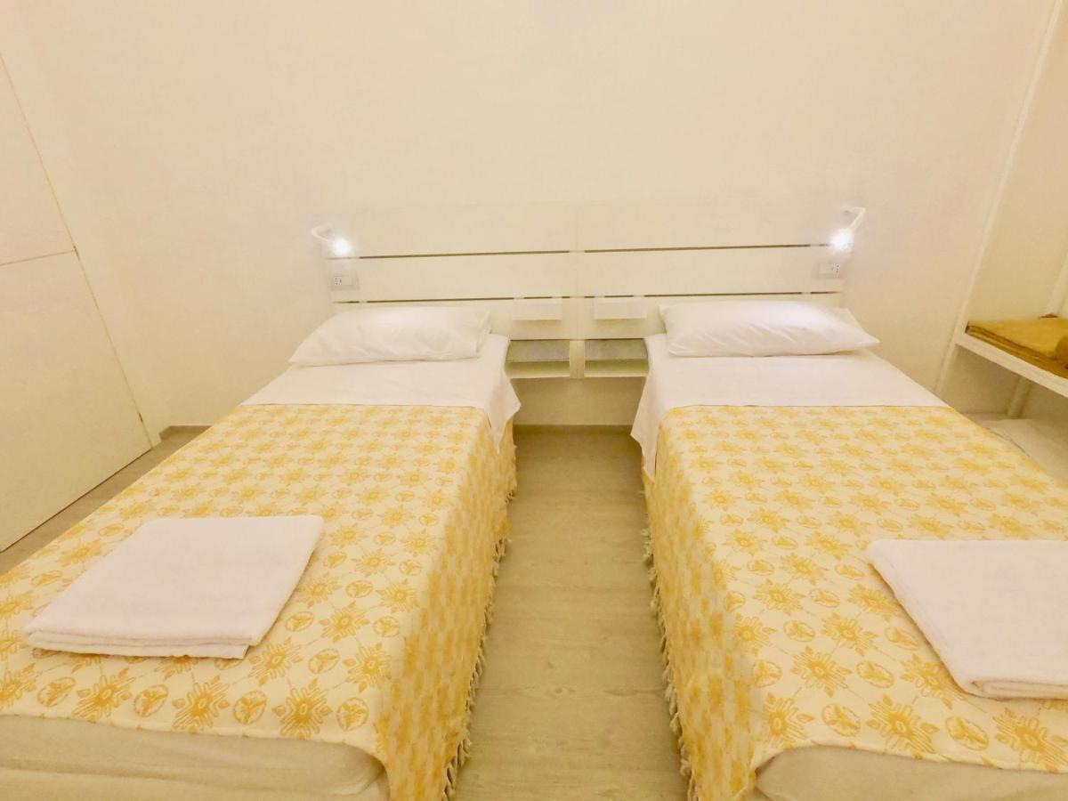 Chambre Lits Jumeaux avec Salle de Bains Privative
