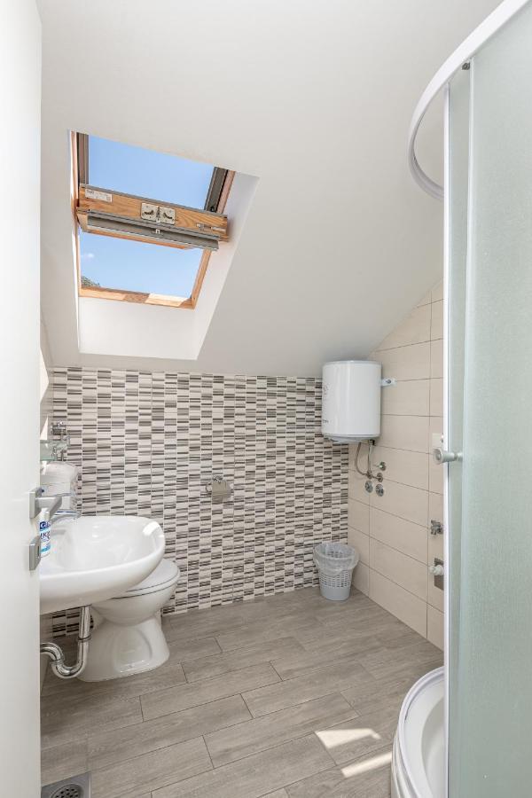 Triple Room,1056810316:JPEG