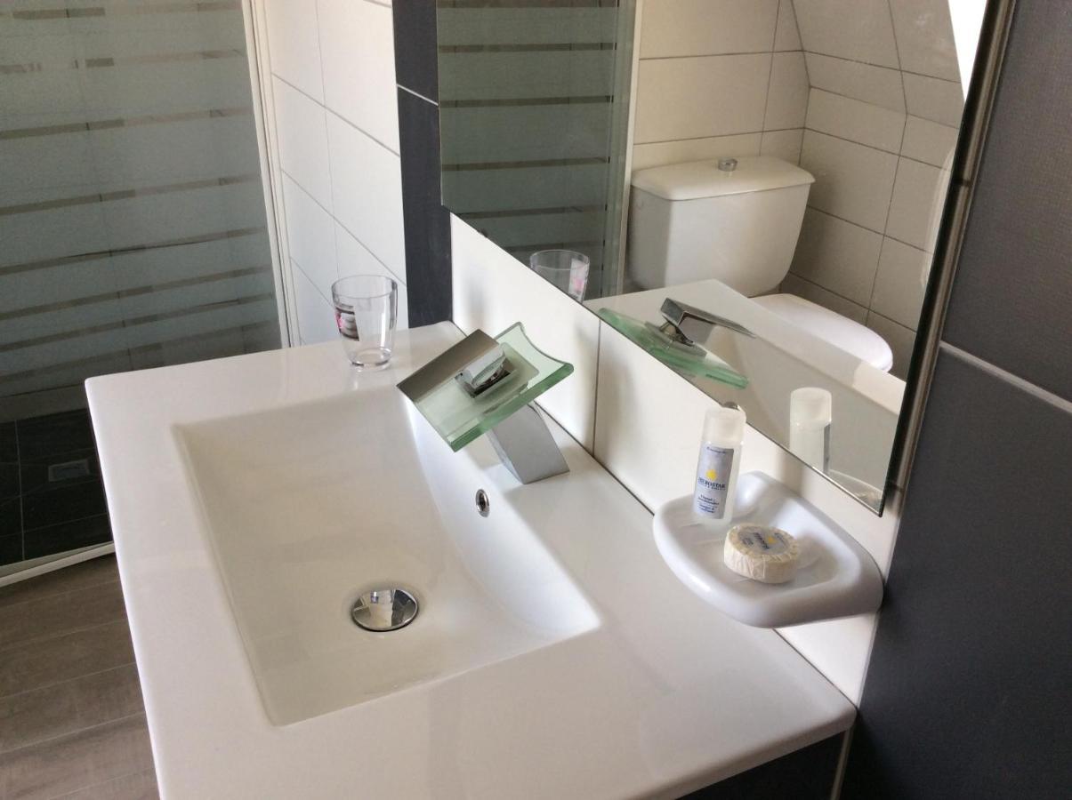 Chambre Simple,1060838890:JPEG