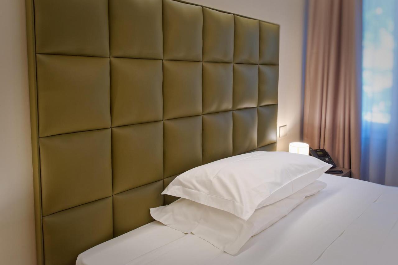 Double Room,1059494701:JPEG