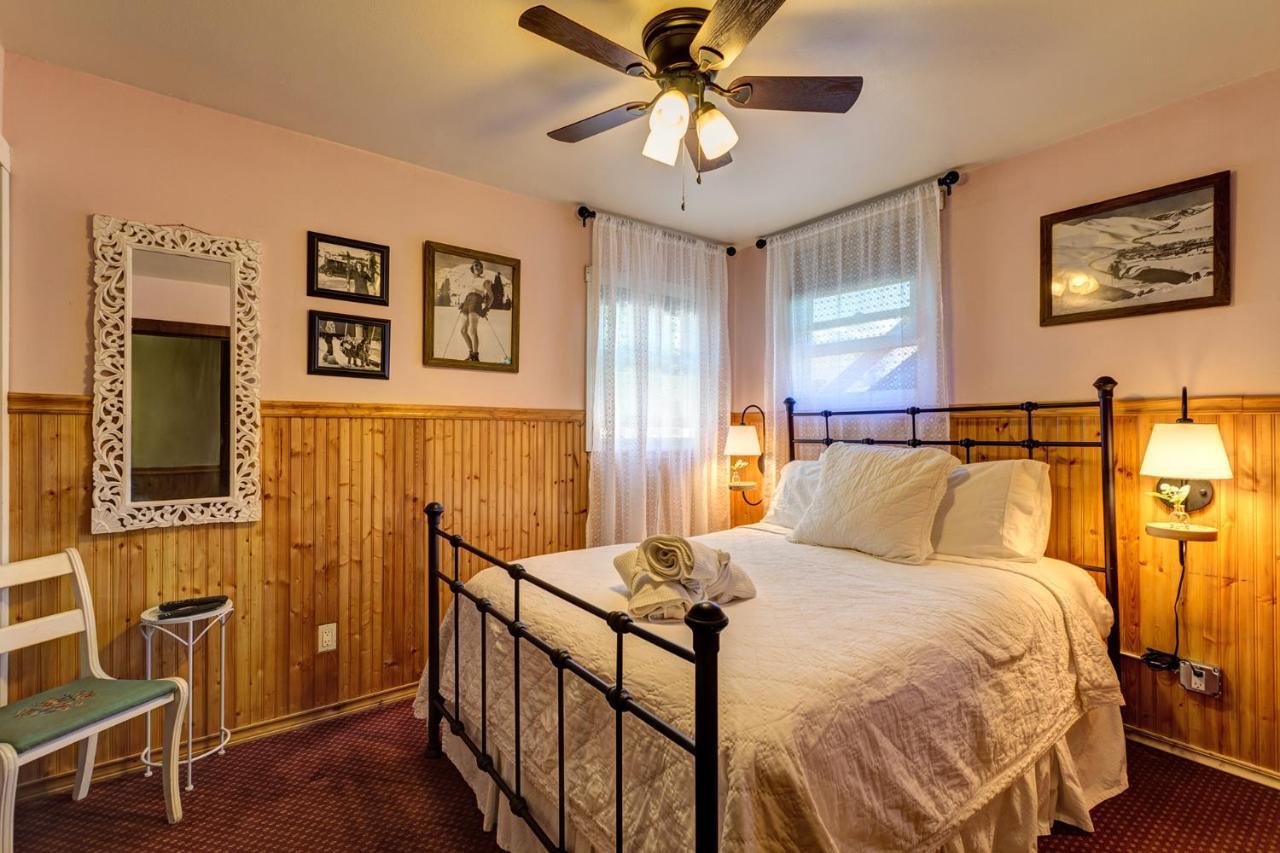 Queen Room
